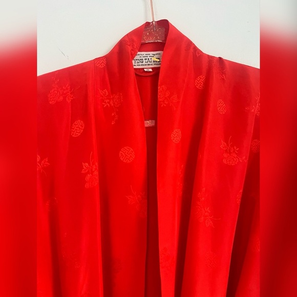 Vintage Ying Tai Ltd Asian Oriental Kimono Silk Robe Size S - Picture 3 of 4